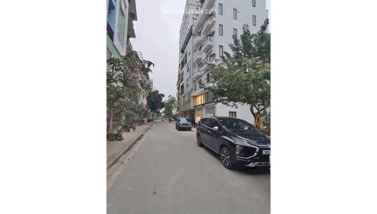 KHU VIP BA ĐÌNH- TOÀ 7 TẦNG THANG MÁY- VỈA HÈ Ô TÔ TRÁNH- DT 45m2, MT 4.8M- GARA Ô TÔ 16 CHỖ- 17.X TỶ